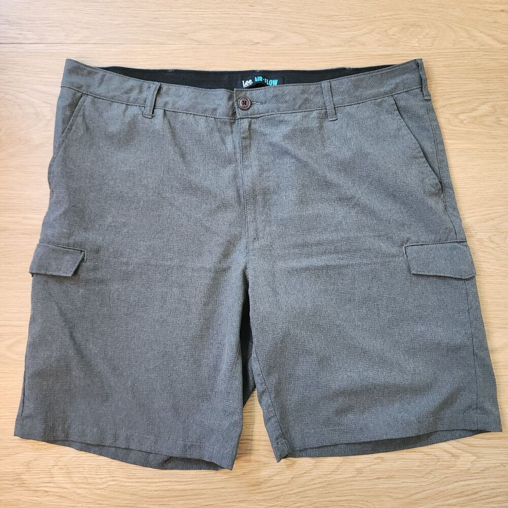 LEE B & T Performance Series Air Flow Cargo Shorts 44 Grey Heather Camp Utility